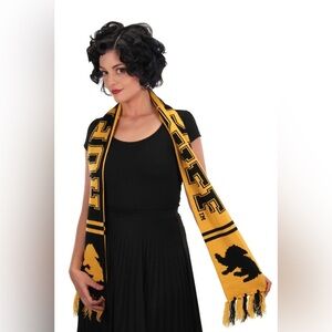NWT- Harry Potter - Hufflepuff Reversible Knit Scarf, Licensed Elope